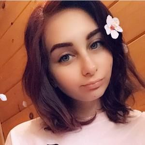 Meet your Posher, Mandy